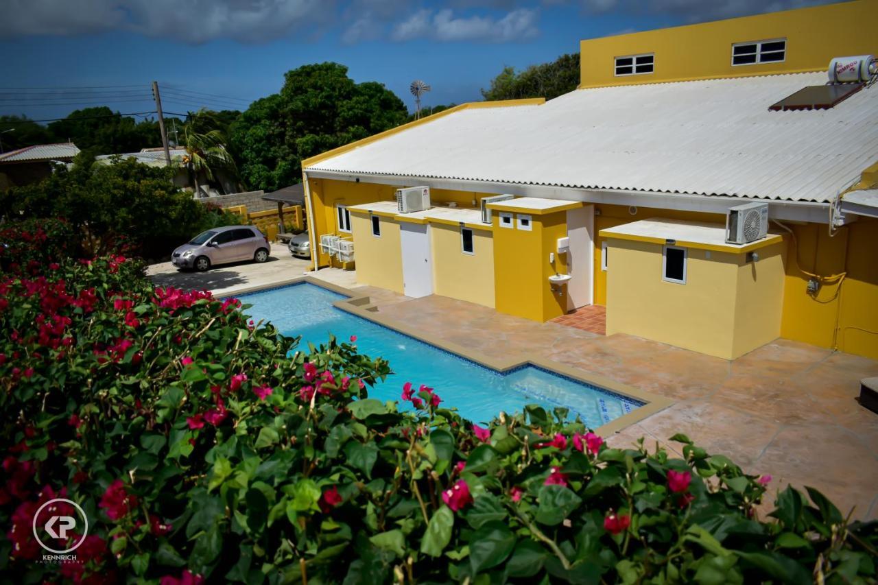 Eve'S Residence Willemstad Exterior photo
